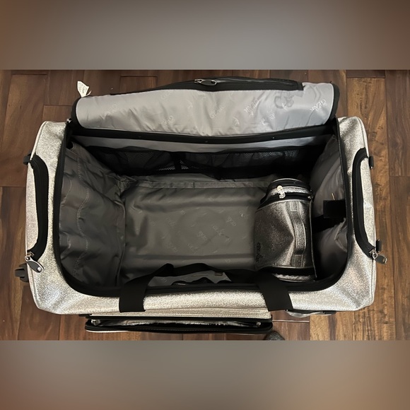 Glam'r Gear Mobile Changing Station™ Dance Duffel Bag with Built-In uHide® Rack. - Picture 7 of 11